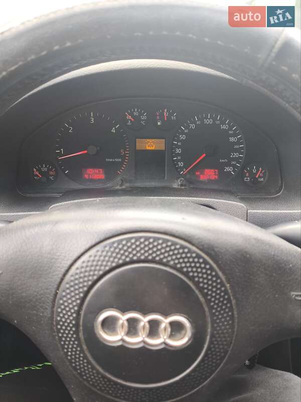 Універсал Audi A6 2000 в Переяславі