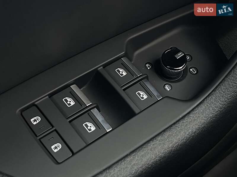 Седан Audi A6 2024 в Києві