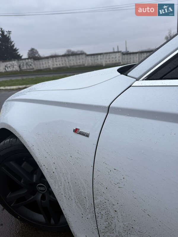 Седан Audi A6 2016 в Луцке