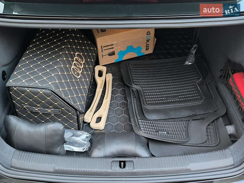 Седан Audi A6 2013 в Павлограде