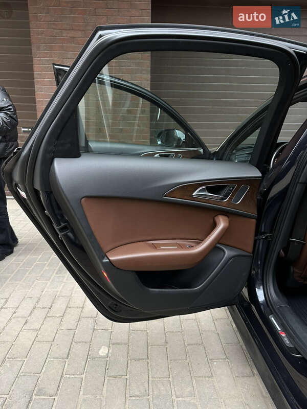 Седан Audi A6 2015 в Львове