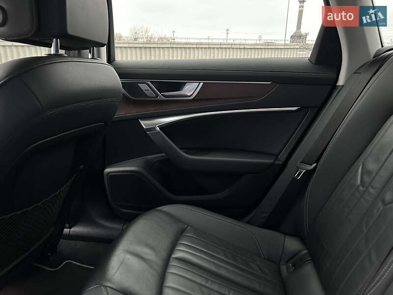Седан Audi A6 2020 в Киеве