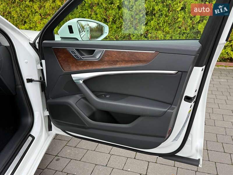 Седан Audi A6 2019 в Стрые