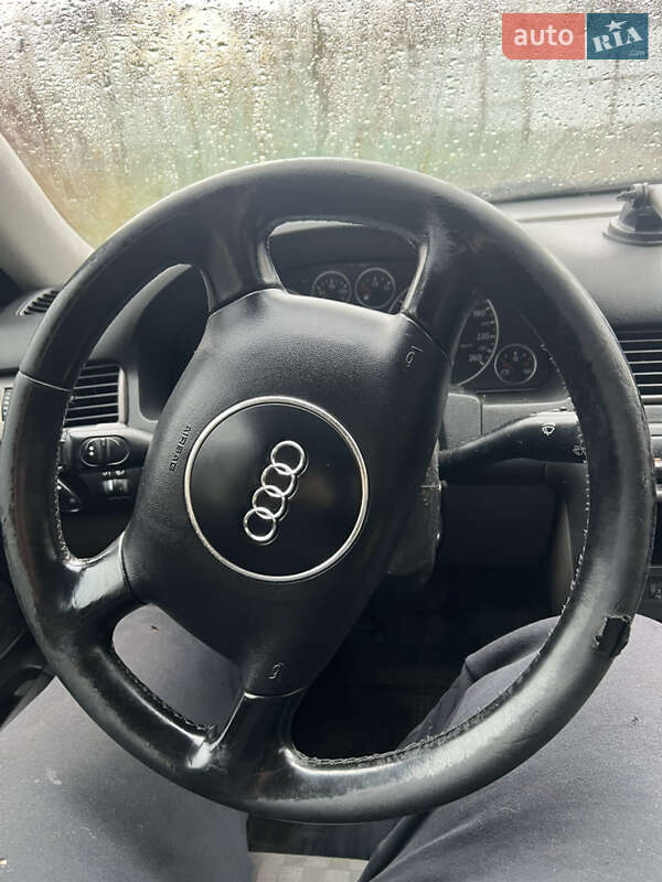 Седан Audi A6 2002 в Києві