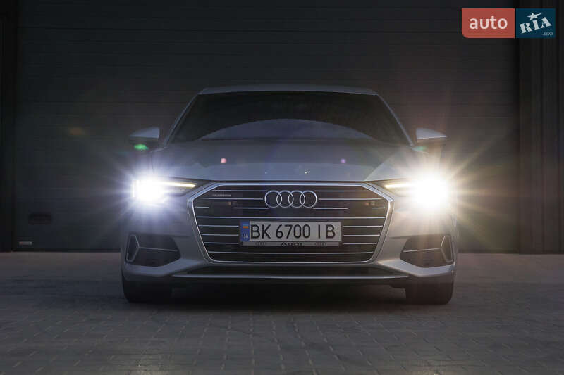 Седан Audi A6 2019 в Дубно