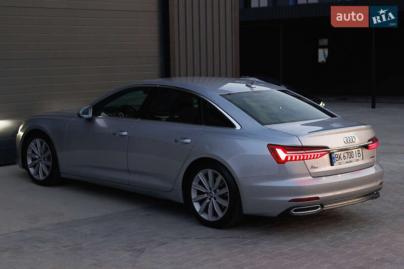 Седан Audi A6 2019 в Дубно