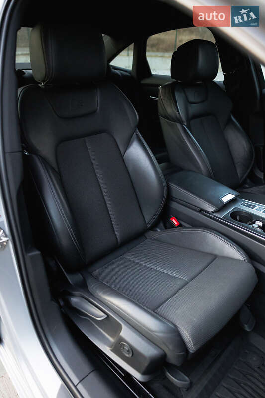Седан Audi A6 2019 в Дубно