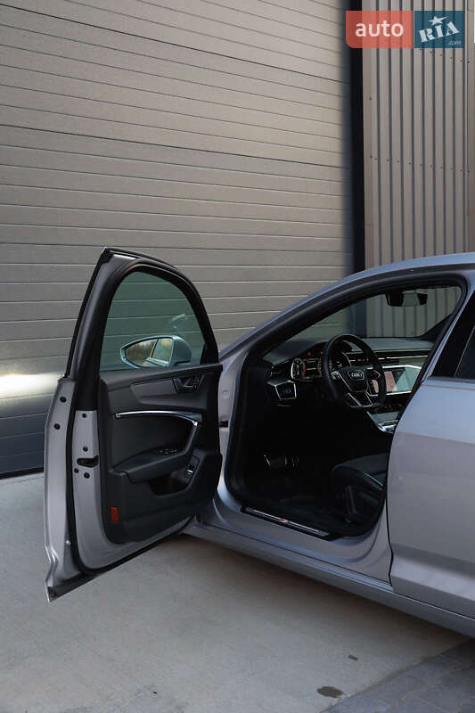 Седан Audi A6 2019 в Дубно