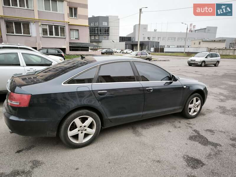 Седан Audi A6 2004 в Харькове
