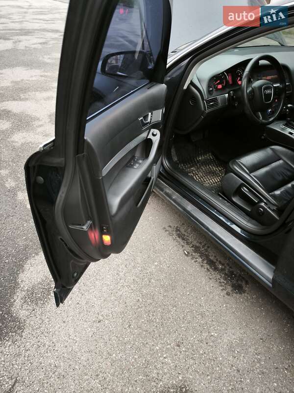 Седан Audi A6 2004 в Харькове