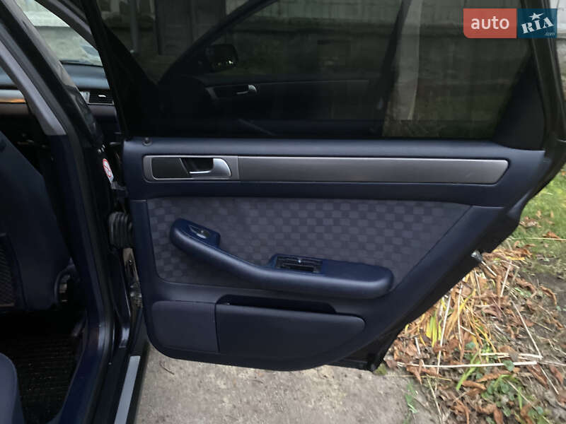 Універсал Audi A6 2002 в Звягелі