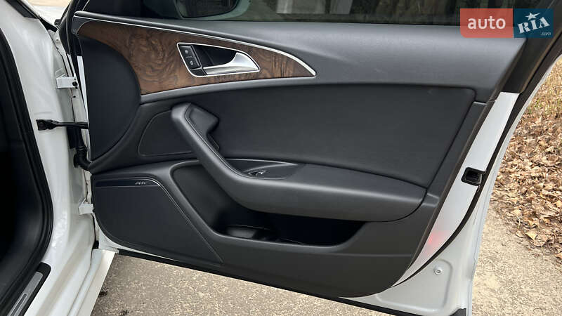 Седан Audi A6 2015 в Дніпрі