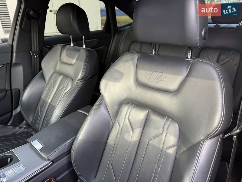 Седан Audi A6 2018 в Киеве