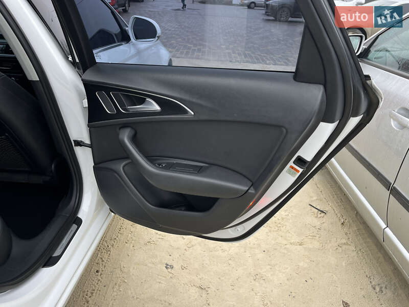 Седан Audi A6 2014 в Краснограде