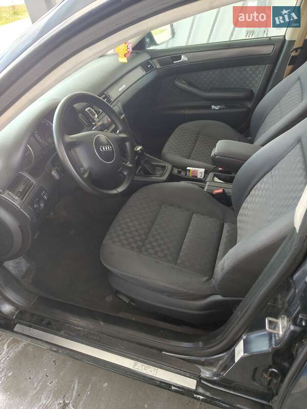 Универсал Audi A6 2001 в Тернополе