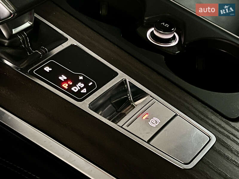 Седан Audi A6 2018 в Києві