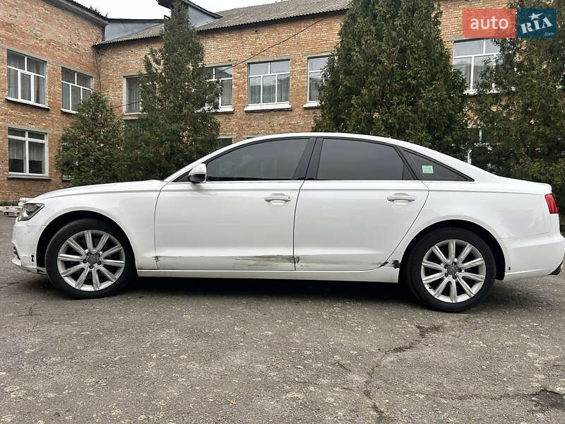 Седан Audi A6 2013 в Корсуне-Шевченковском