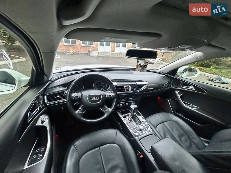 Седан Audi A6 2013 в Корсуне-Шевченковском
