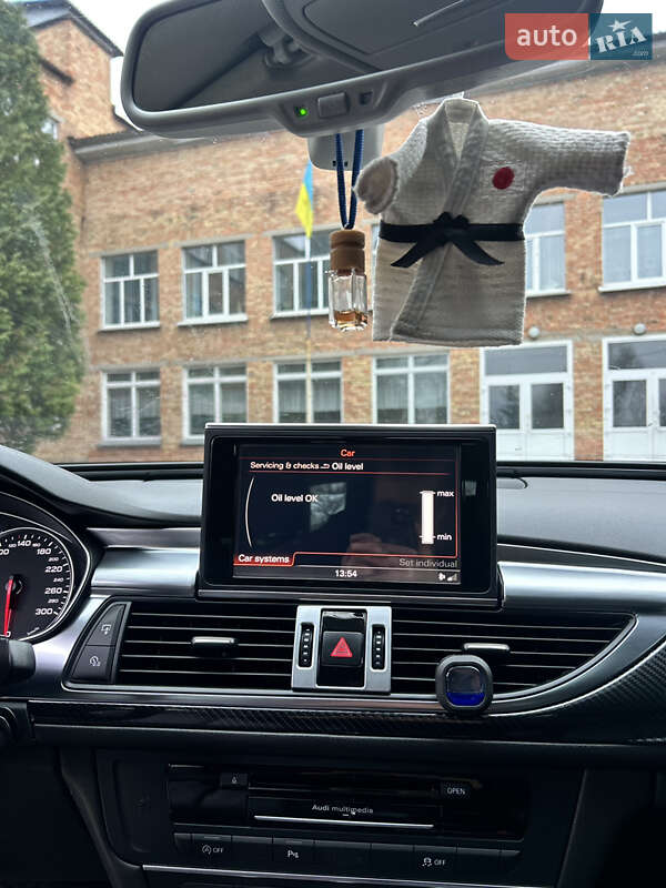 Седан Audi A6 2013 в Корсуне-Шевченковском
