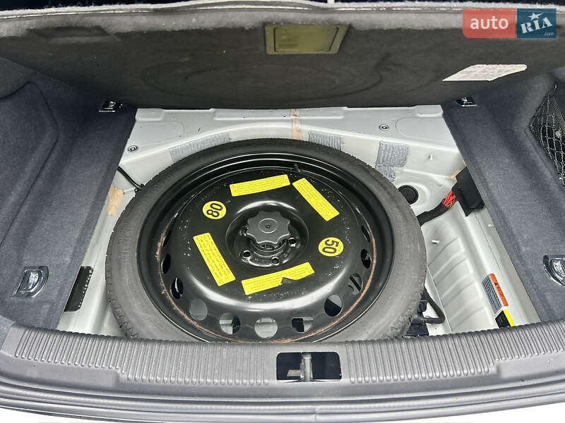 Седан Audi A6 2013 в Корсуне-Шевченковском