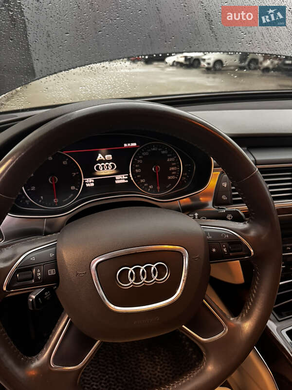 Седан Audi A6 2012 в Ровно