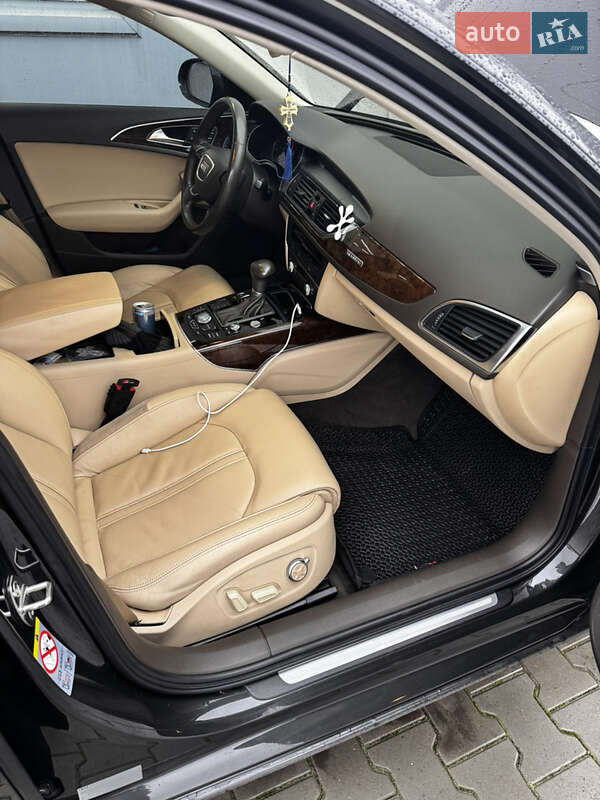 Седан Audi A6 2012 в Ровно