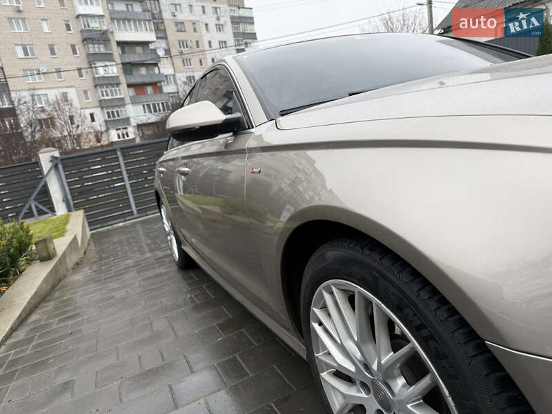 Седан Audi A6 2015 в Умані