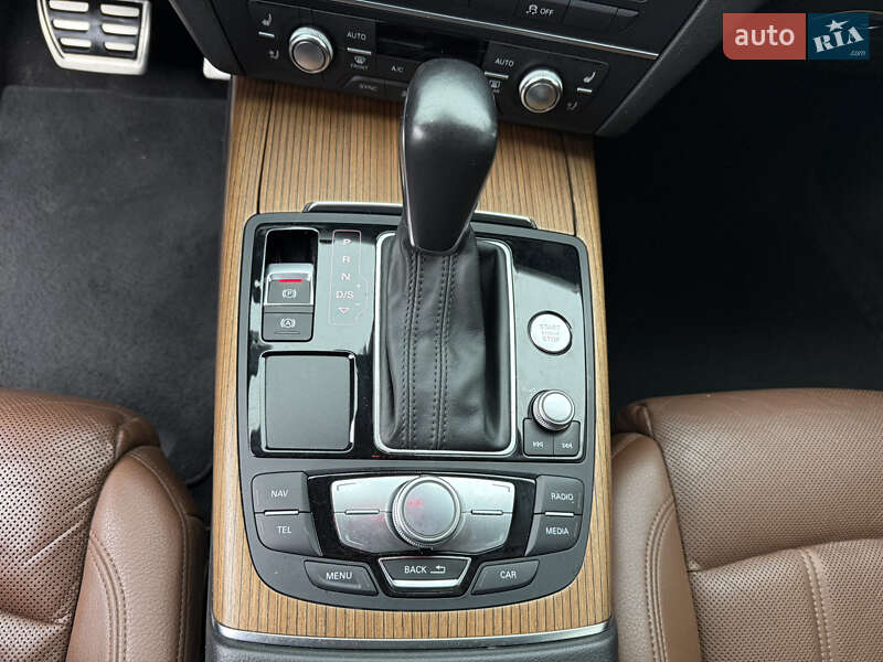 Седан Audi A6 2015 в Умані