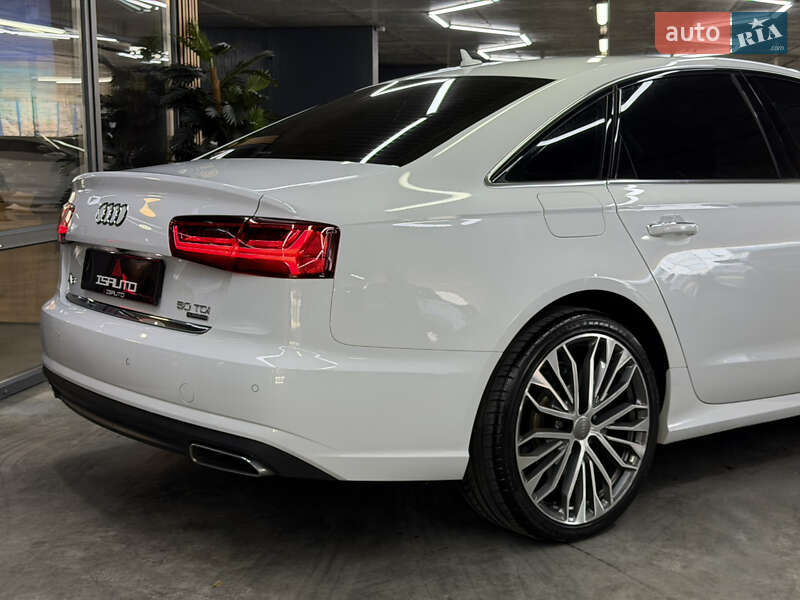 Седан Audi A6 2015 в Одессе
