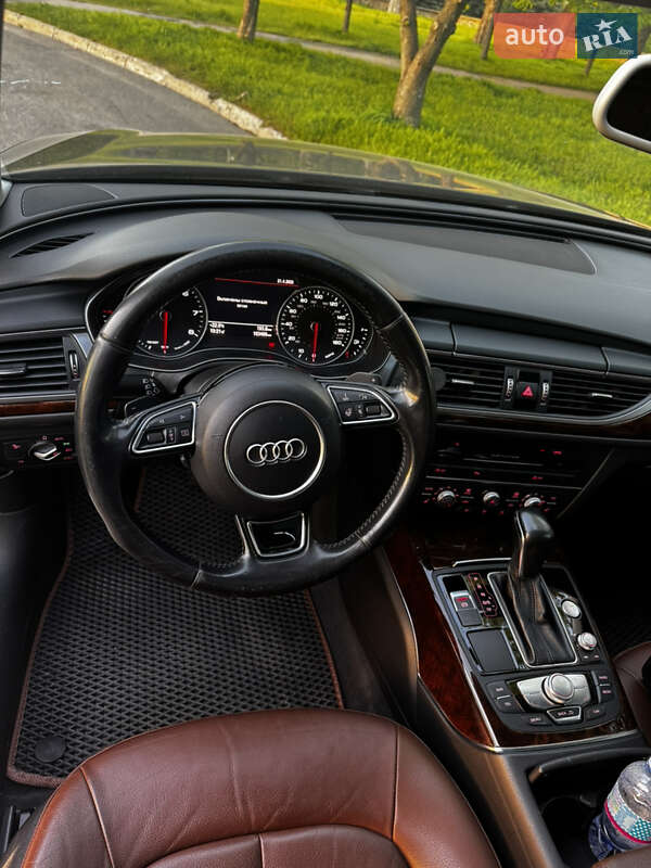 Седан Audi A6 2015 в Кременчуці