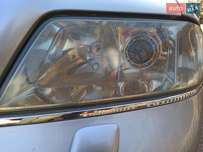 Седан Audi A6 1999 в Сараті