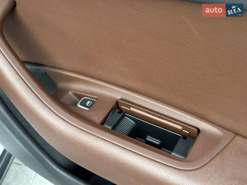 Седан Audi A6 2015 в Одессе