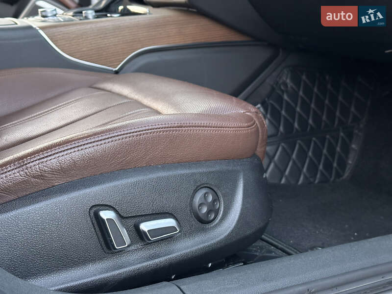 Седан Audi A6 2015 в Одессе