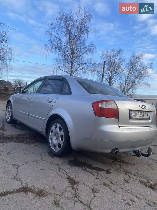 Седан Audi A6 2003 в Звенигородці