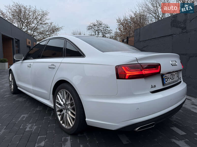 Седан Audi A6 2016 в Киеве