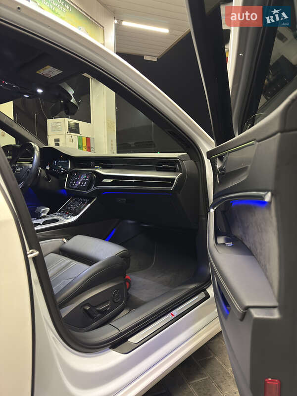 Седан Audi A6 2018 в Дніпрі