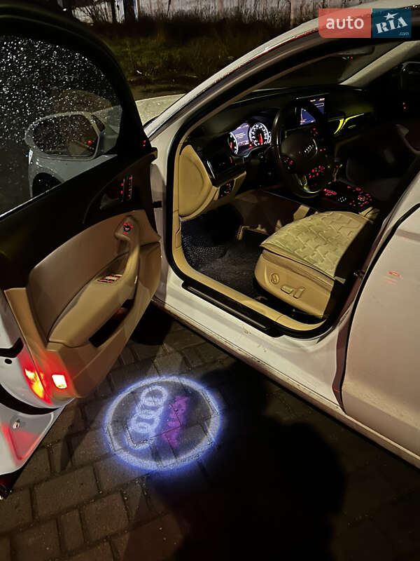 Седан Audi A6 2012 в Ивано-Франковске