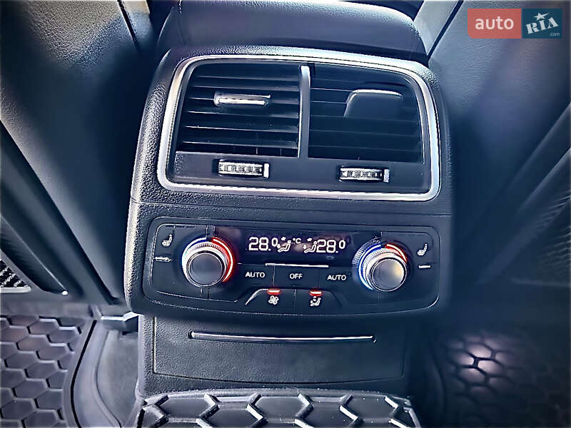 Седан Audi A6 2015 в Дніпрі