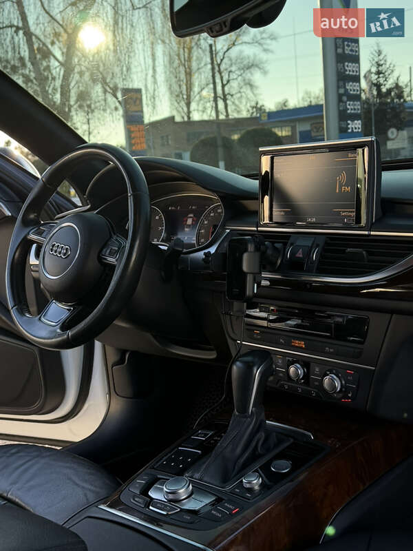 Седан Audi A6 2015 в Лубнах