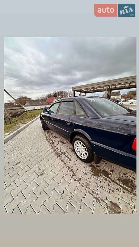 Седан Audi A6 1995 в Шумске