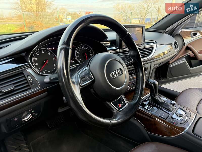 Седан Audi A6 2015 в Днепре