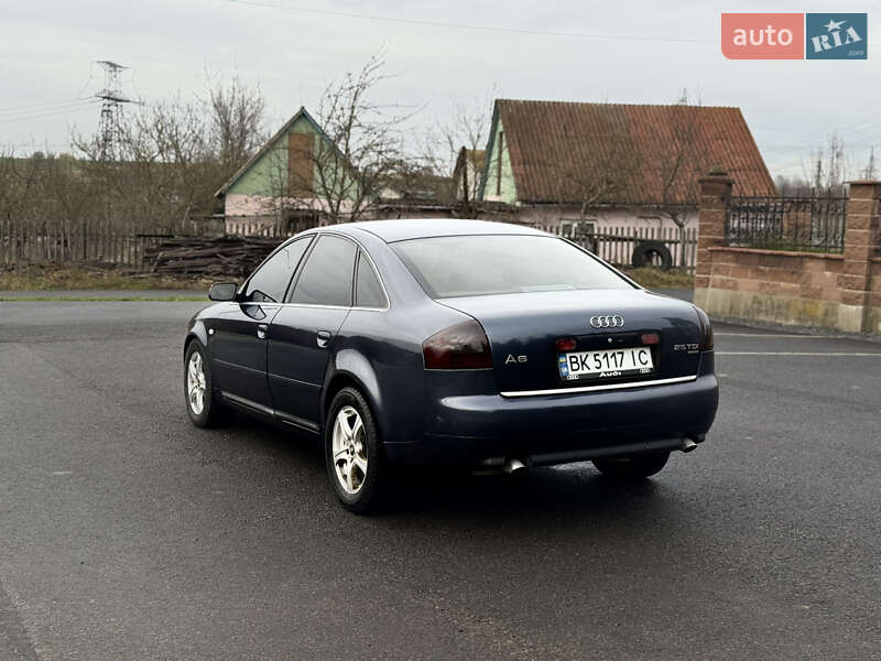 Седан Audi A6 2003 в Ровно