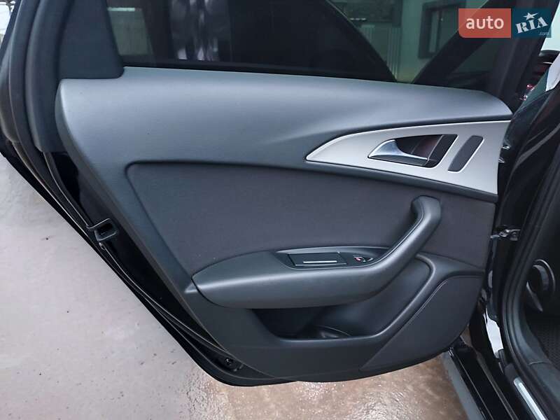 Седан Audi A6 2015 в Теофиполе