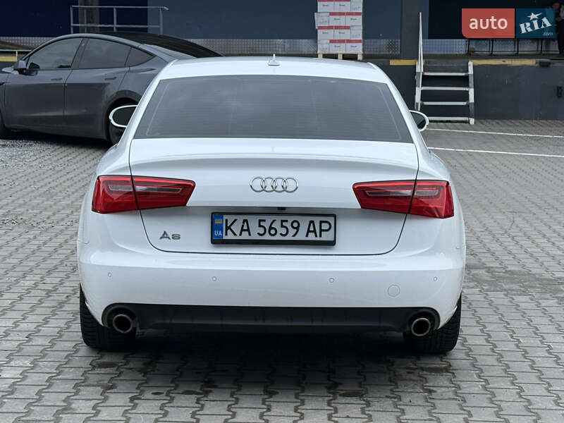 Седан Audi A6 2013 в Рівному