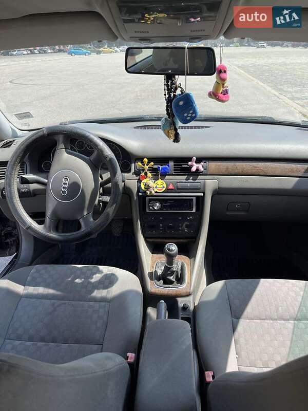 Седан Audi A6 2001 в Полтаве