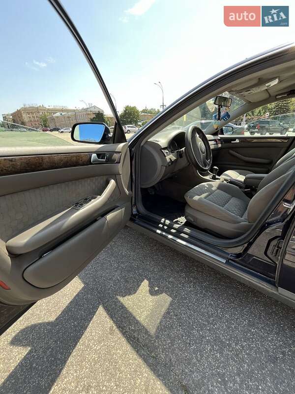 Седан Audi A6 2001 в Полтаве