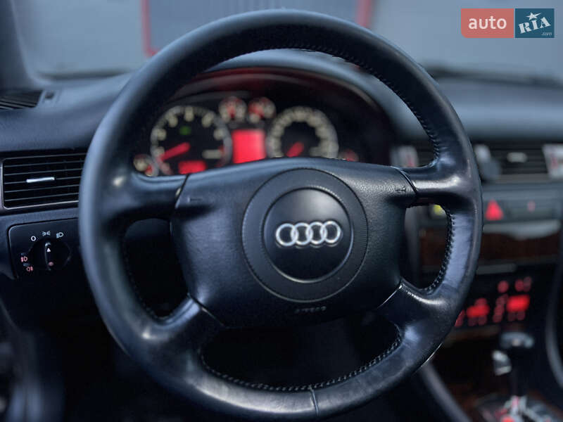 Седан Audi A6 2001 в Лубнах