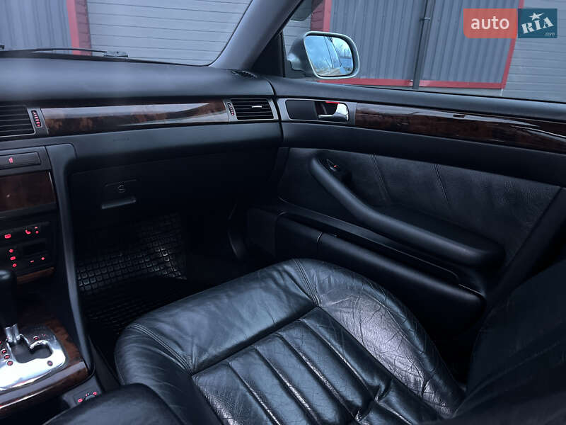 Седан Audi A6 2001 в Лубнах