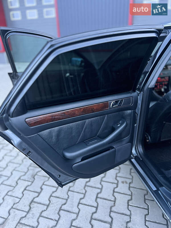 Седан Audi A6 2001 в Лубнах