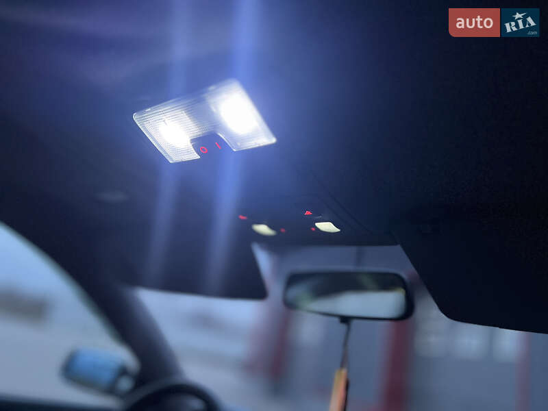 Седан Audi A6 2001 в Лубнах